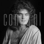 11-03-1976 Gino Vanelli at studio Amsterdam

[keywords]Posed, Half Length, Black & White Image[/keywords]